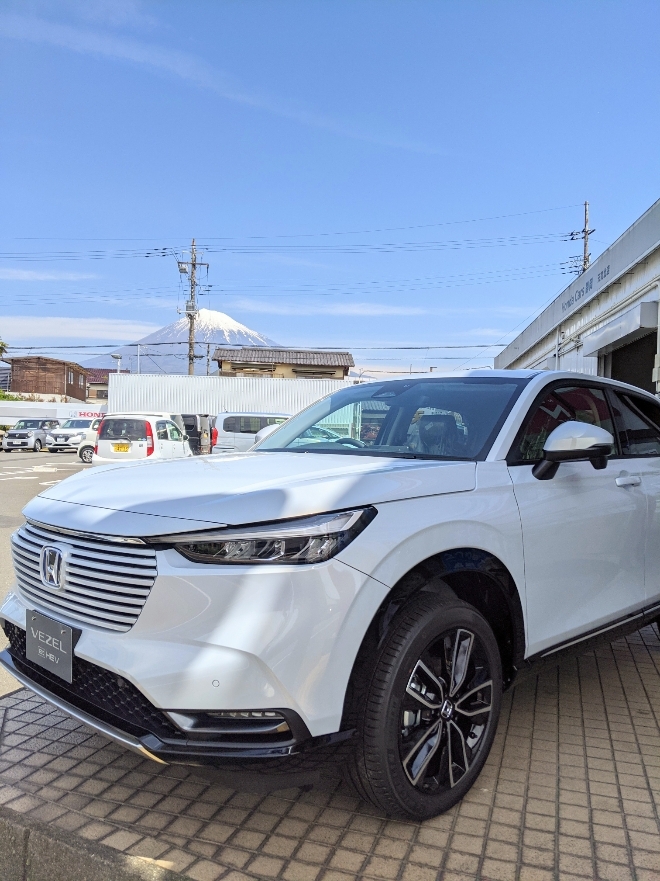 [天間北店] 新型・VEZEL